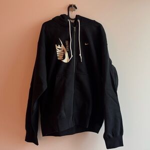 Nike Men's Black Zip-Up Sweater